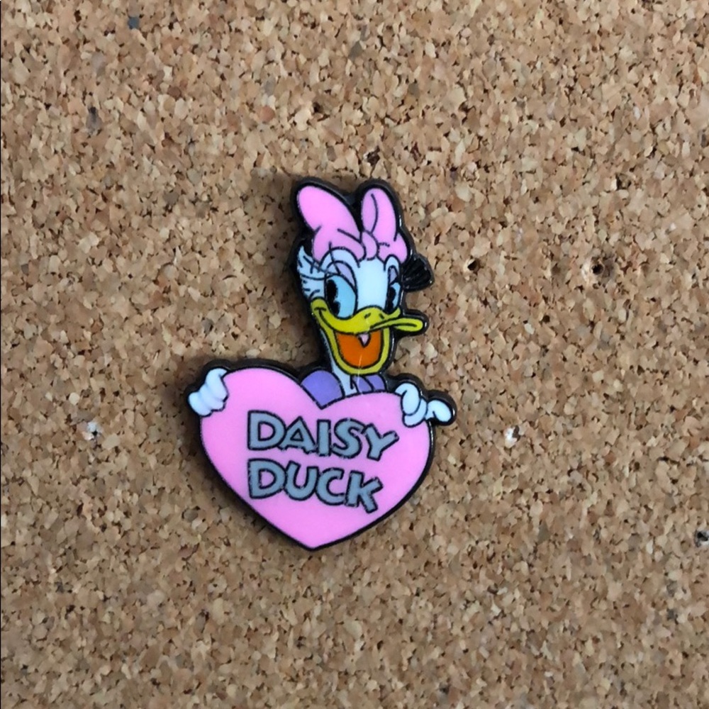 Daisy Duck Pin